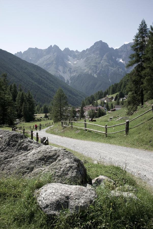 Alpengasthof Crusch Alba Ed Alvetern, S-Charl Scuol Luaran gambar